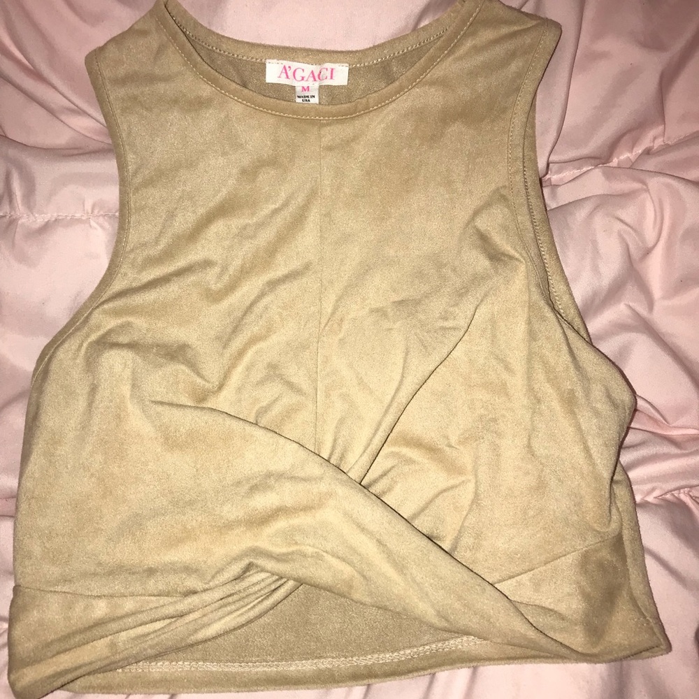 Crop top